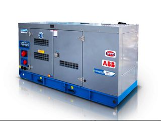 Γεννήτρια πετρελαίου 55,0 KVA τριφασική κλειστού τύπου με βάση, υδρόψυκτη με αυτόματο πίνακα μεταγωγής GD55-thumb-2