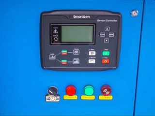 Γεννήτρια πετρελαίου 55,0 KVA τριφασική κλειστού τύπου με βάση, υδρόψυκτη με αυτόματο πίνακα μεταγωγής GD55-thumb-6