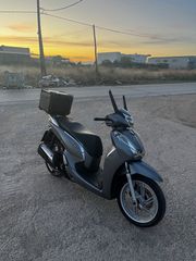 Honda SH 300i 2016-thumb-1