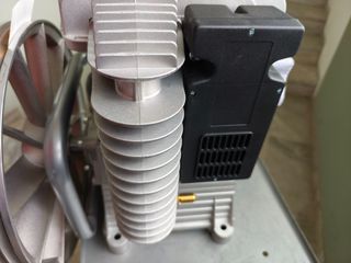 ΚΕΦΑΛΗ ΑΕΡΟΣΥΜΠΙΕΣΤΗ ABAC 7,5Hp MADE IN ITALY ΕΠΑΓΓΕΛΜΑΤΙΚΗ-thumb-9