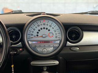 Mini ONE 2009-thumb-8