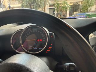 Mini Cooper D 2014-thumb-13