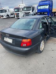 Audi A4 1996-thumb-3