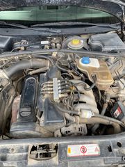 Audi A4 1996-thumb-12