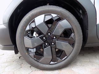 Suzuki e Vitara 2026 GLX 2WD 61KW-thumb-9