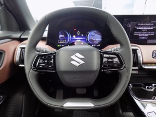 Suzuki e Vitara 2026 GLX 2WD 61KW-thumb-14