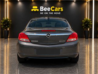 Opel Insignia 2012-thumb-3
