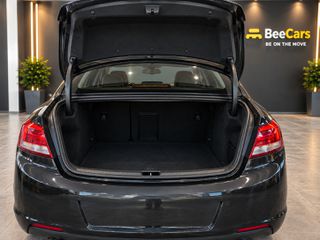 Opel Insignia 2012-thumb-9