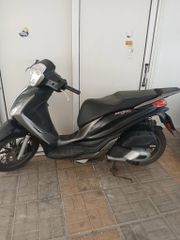 Piaggio Medley 150 2016-thumb-2