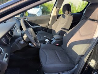 Peugeot 308 2008 1.6 BLUEHDI 120 ACTIVE-thumb-9