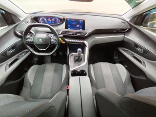 Peugeot 3008 2019-thumb-9