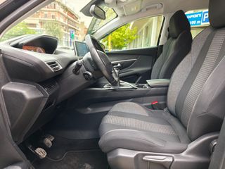 Peugeot 3008 2019-thumb-12