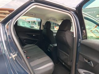 Peugeot 3008 2019-thumb-16