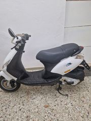 Piaggio ZIP 50 4T 2013-thumb-2