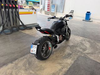 Ducati X DIAVEL 2016-thumb-4