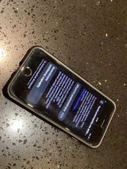 iPhone SE 2nd (2020)-thumb-2
