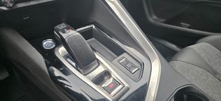 Peugeot 3008 2020 HYBRID AUTOMATIC-thumb-36