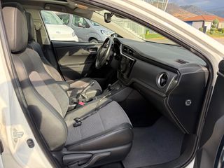 Toyota Auris 2016 TS 1.8 HSD LOUNGE PANORAMA ΔΟΣΕΙΣ!-thumb-65