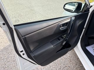 Toyota Auris 2016 TS 1.8 HSD LOUNGE PANORAMA ΔΟΣΕΙΣ!-thumb-34