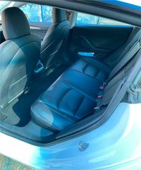 Tesla Model 3 2022 LONG RANGE DUAL MOTOR-thumb-3