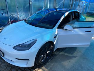 Tesla Model 3 2022 LONG RANGE DUAL MOTOR-thumb-4