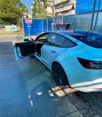 Tesla Model 3 2022 LONG RANGE DUAL MOTOR-thumb-9