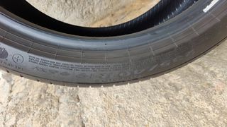 Pirelli Cinturato P7 235/40/19-thumb-6