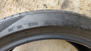Pirelli Cinturato P7 235/40/19-thumb-7