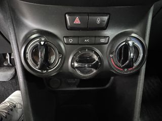 Peugeot 208 2013 1.4 DIESEL AUTOMATIC!-thumb-10