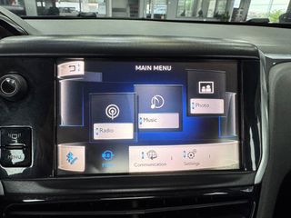 Peugeot 208 2013 1.4 DIESEL AUTOMATIC!-thumb-14
