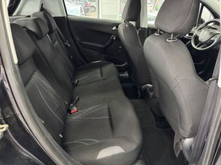 Peugeot 208 2013 1.4 DIESEL AUTOMATIC!-thumb-19