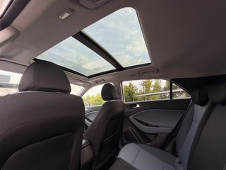 Hyundai i 20 2015-thumb-16