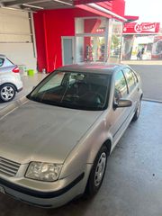 Volkswagen Bora 2000