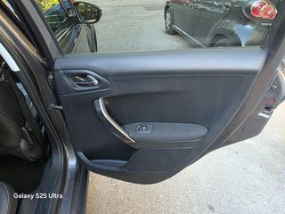 Peugeot 2008 2016-thumb-9