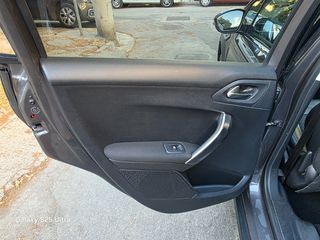 Peugeot 2008 2016-thumb-18