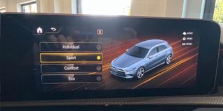 Mercedes-Benz A 180 2020 Amg line premium-thumb-17