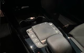 Mercedes-Benz A 180 2020 Amg line premium-thumb-20