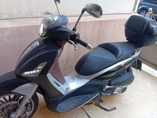Piaggio Beverly 300i 2012-thumb-2