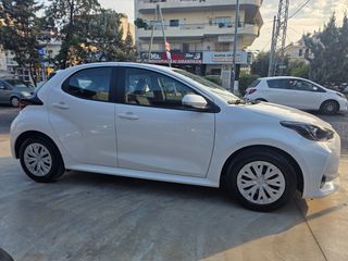 Toyota Yaris 2022 1.5 HYBRID Ελληνικής αντιπροσωπείας-thumb-3