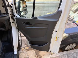 Ford Transit 2021-thumb-12
