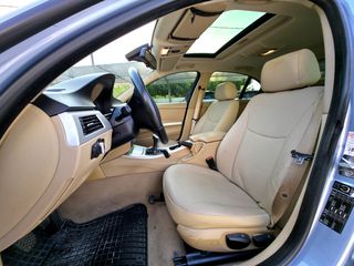Bmw 320 2009 320i Facelift / Sunroof / Άριστη κατάσταση-thumb-16