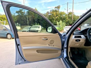 Bmw 320 2009 320i Facelift / Sunroof / Άριστη κατάσταση-thumb-17
