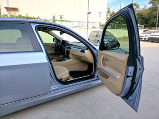 Bmw 320 2009 320i Facelift / Sunroof / Άριστη κατάσταση-thumb-18