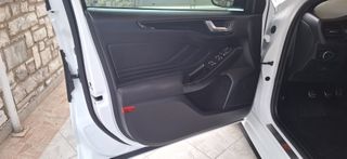 Ford Focus 2018 St Line-thumb-43