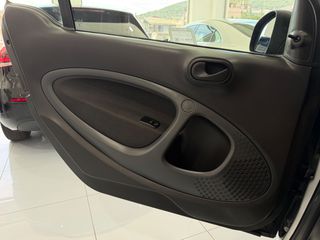Smart ForTwo 2020 Εlectric 60 kW 60.029 ΚΜ!-thumb-38