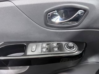 Renault Captur 2016 •1.5 DCI ENERGY INTENS •FULL EXTRA •BOOK SERVICES-thumb-6