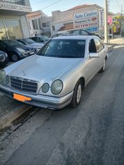 Mercedes-Benz E 200 2000-thumb-1