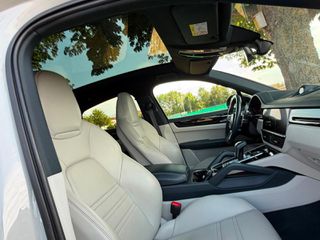 Porsche Cayenne 2022 E-HYBRID COUPE-thumb-13