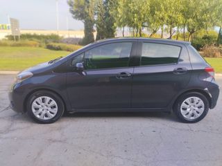 Toyota Yaris 2014 1000CC A/C Y/T 5θυρο Αέριο-thumb-1