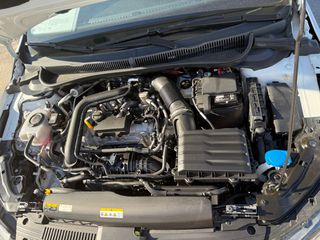 Volkswagen Polo 2024 1.0TSI 95HP LIFE